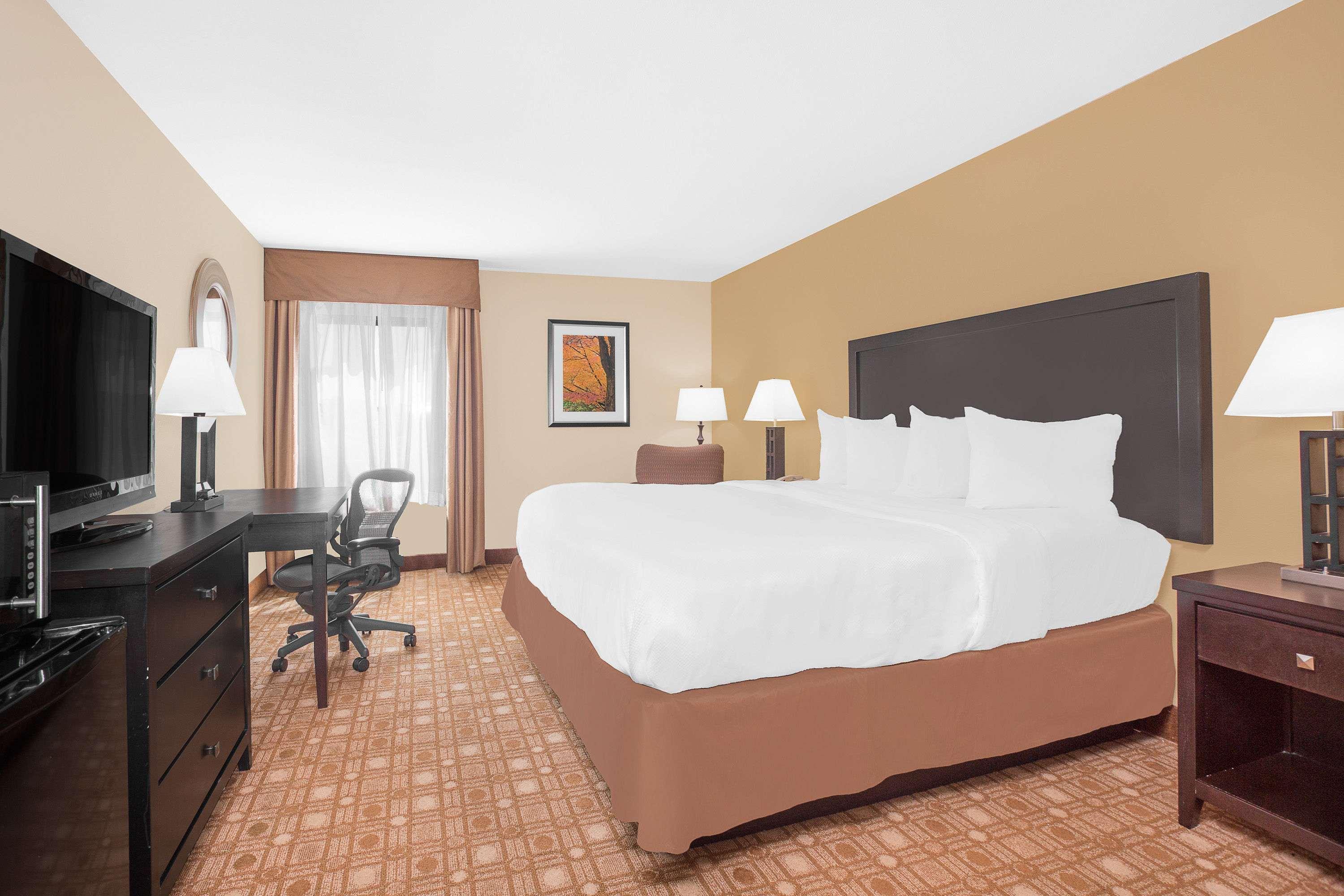 เบย์มอนต์ บาย วินด์แฮม ออกัสตา เวสต์ Hotel ภายนอก รูปภาพ