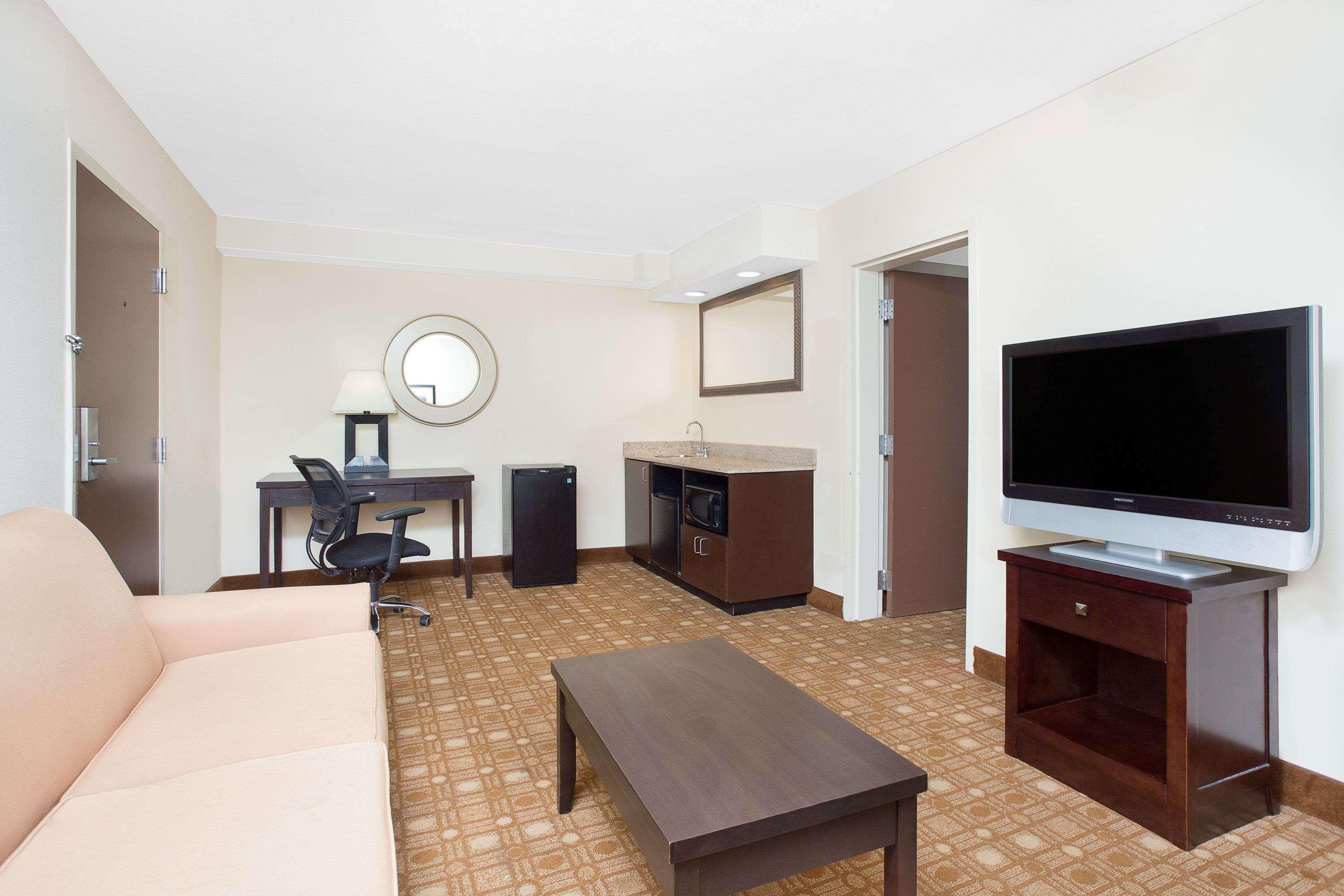 เบย์มอนต์ บาย วินด์แฮม ออกัสตา เวสต์ Hotel ภายนอก รูปภาพ