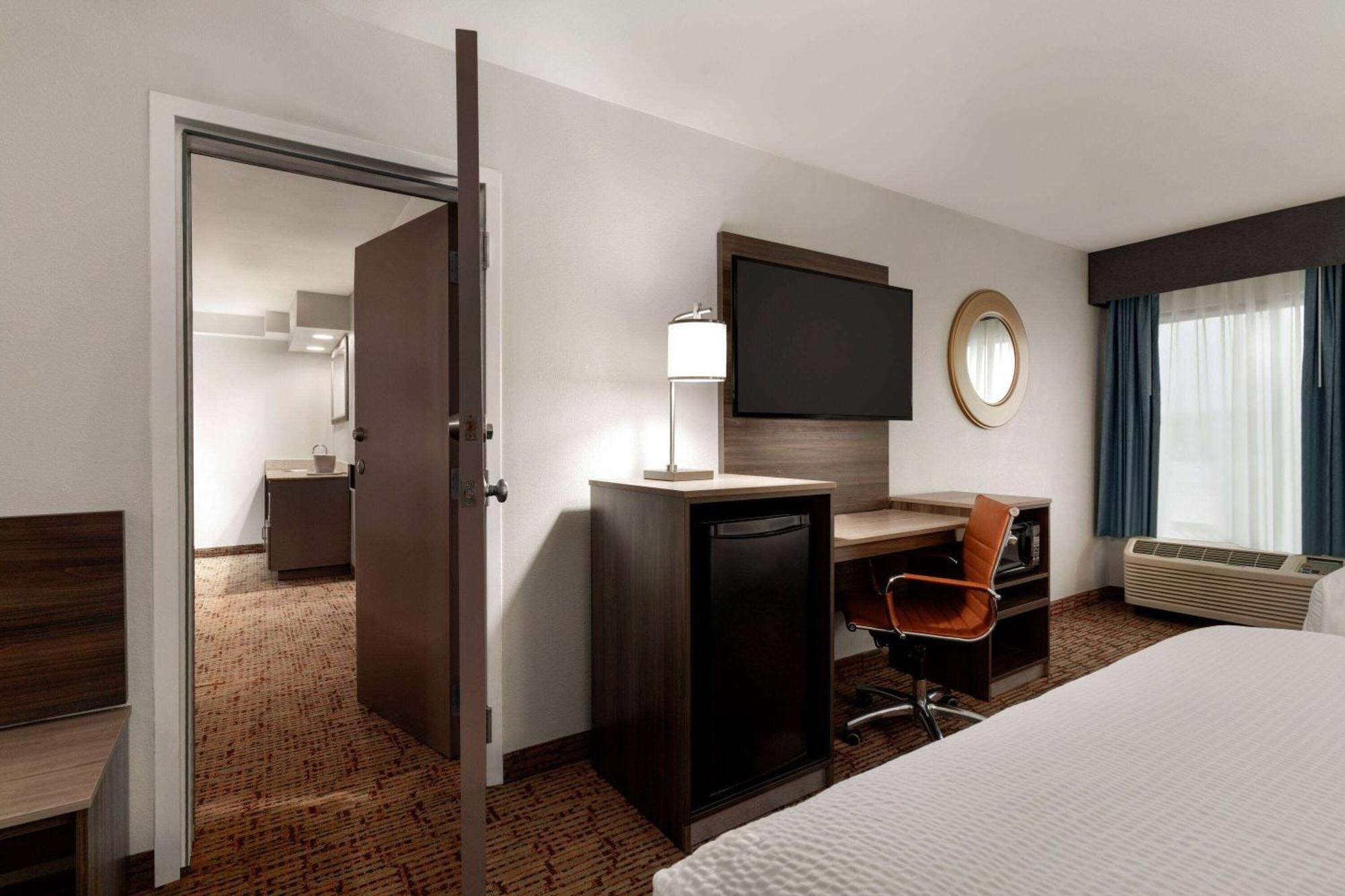 เบย์มอนต์ บาย วินด์แฮม ออกัสตา เวสต์ Hotel ภายนอก รูปภาพ
